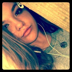 Meet your Posher, Pheonix